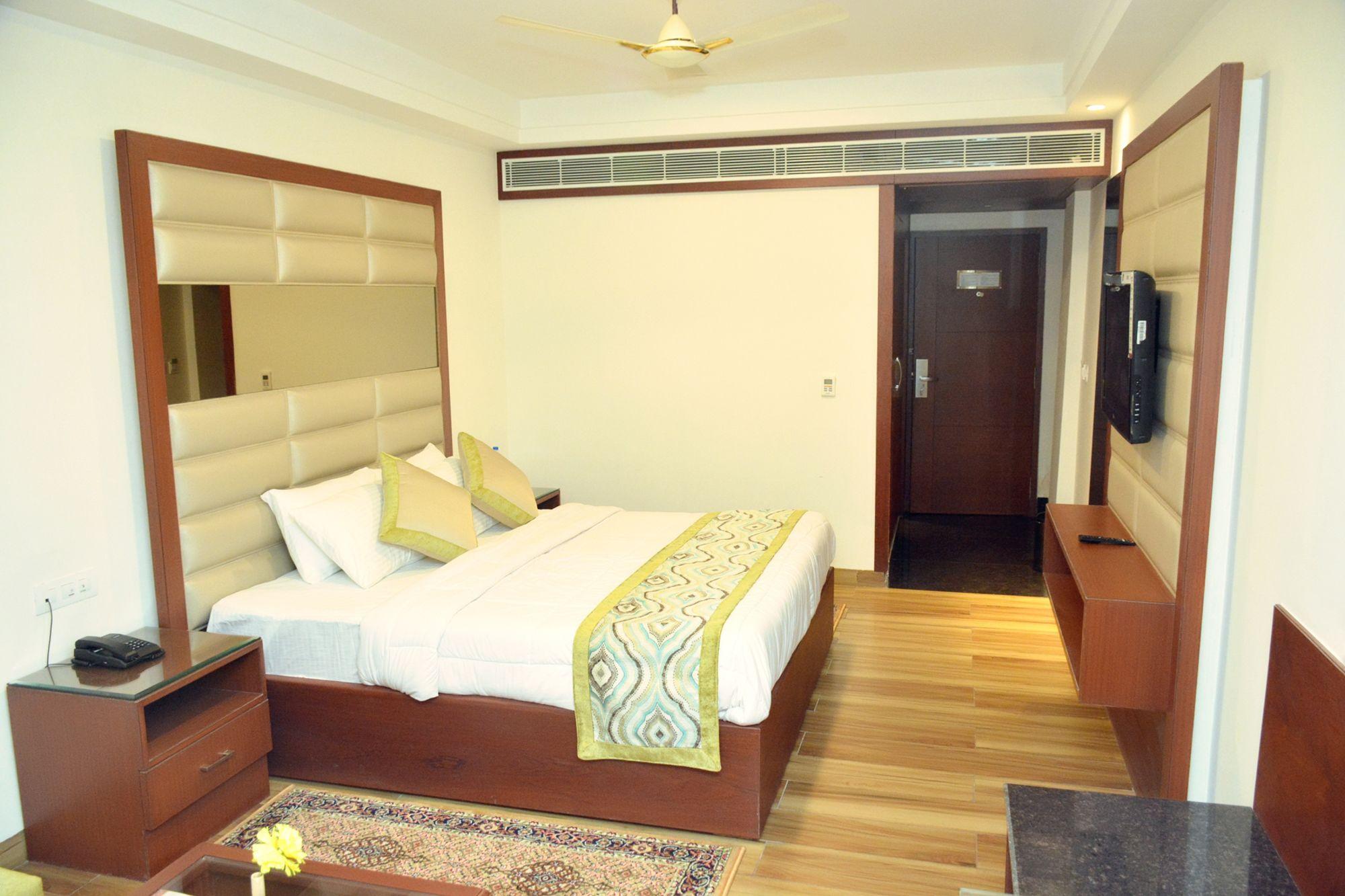 Hotel Ambica Katra 格德拉 外观 照片