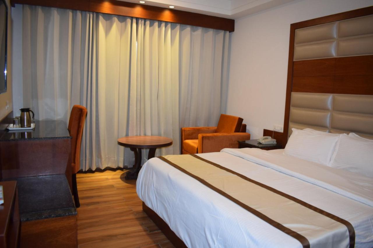 Hotel Ambica Katra 格德拉 外观 照片