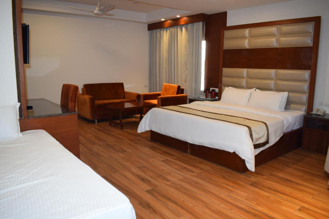 Hotel Ambica Katra 格德拉 外观 照片