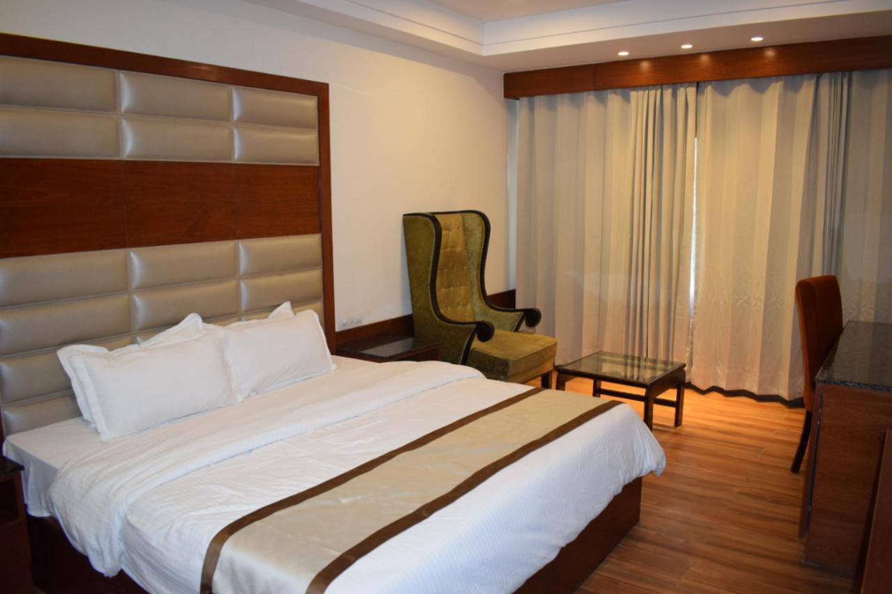 Hotel Ambica Katra 格德拉 外观 照片
