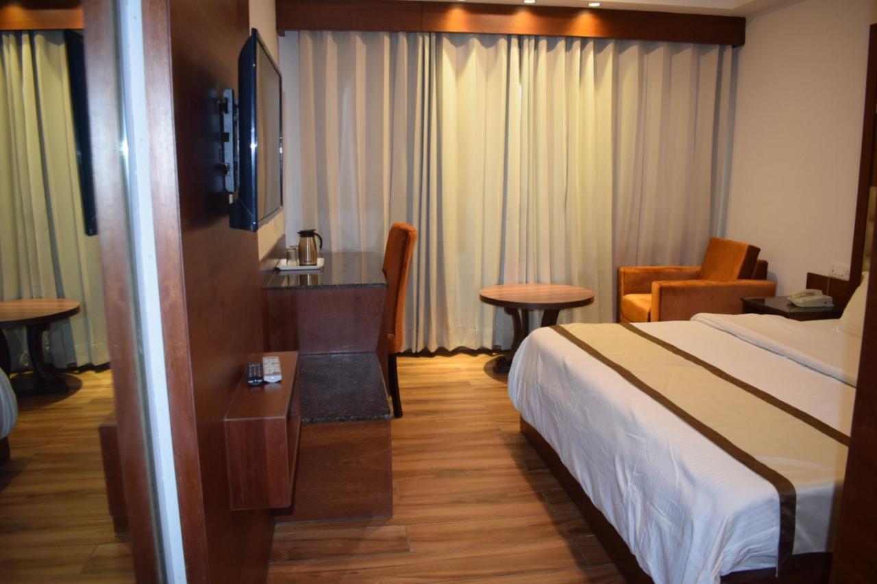 Hotel Ambica Katra 格德拉 外观 照片