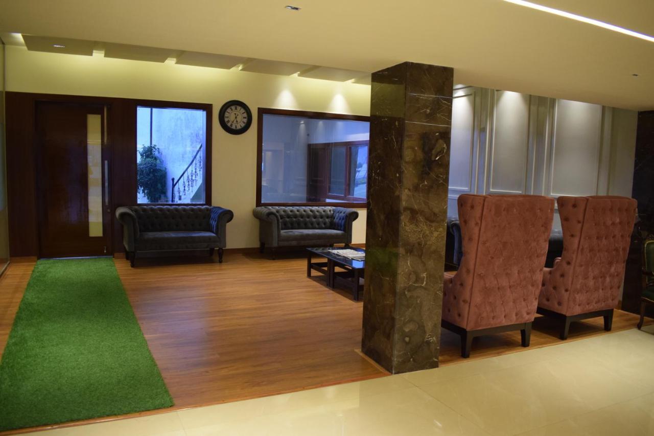 Hotel Ambica Katra 格德拉 外观 照片
