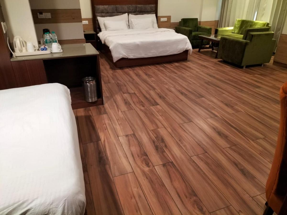 Hotel Ambica Katra 格德拉 外观 照片