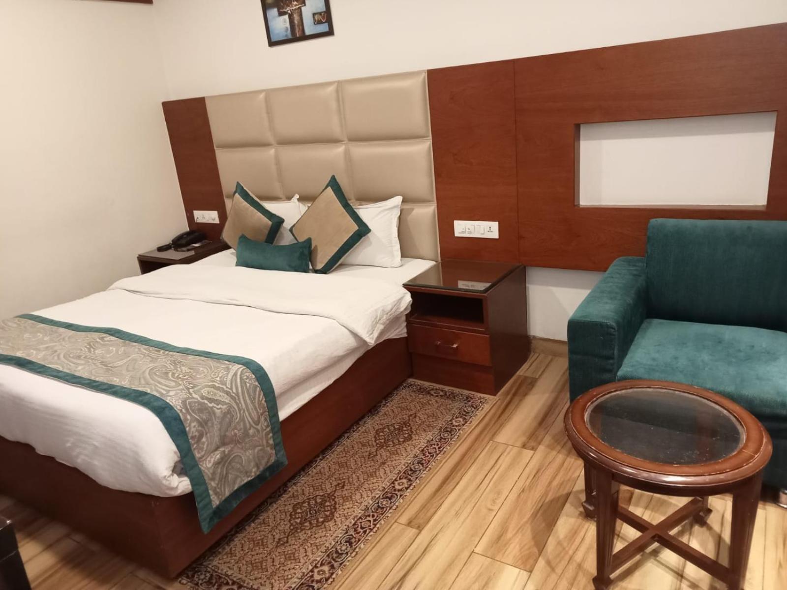 Hotel Ambica Katra 格德拉 外观 照片