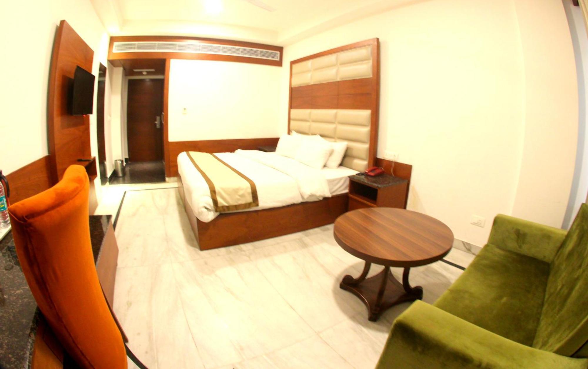 Hotel Ambica Katra 格德拉 外观 照片