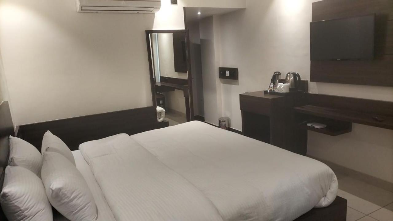 Hotel Ambica Katra 格德拉 外观 照片
