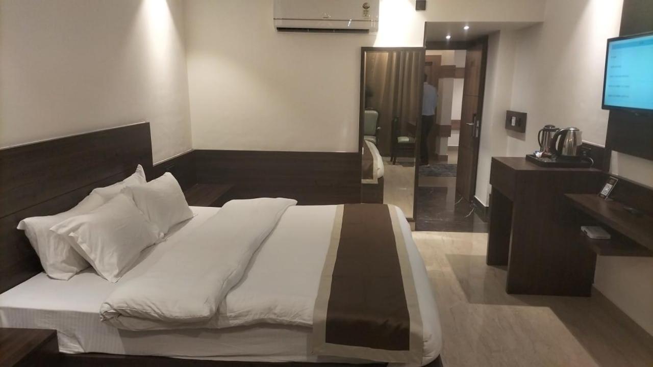 Hotel Ambica Katra 格德拉 外观 照片
